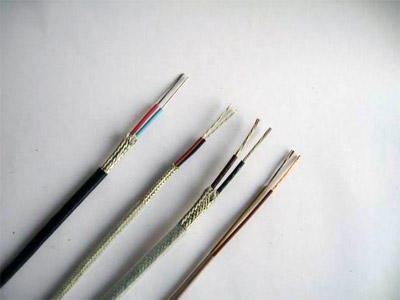 本質(zhì)安全防爆測溫系統(tǒng)用熱電偶補償導(dǎo)線、補償電纜